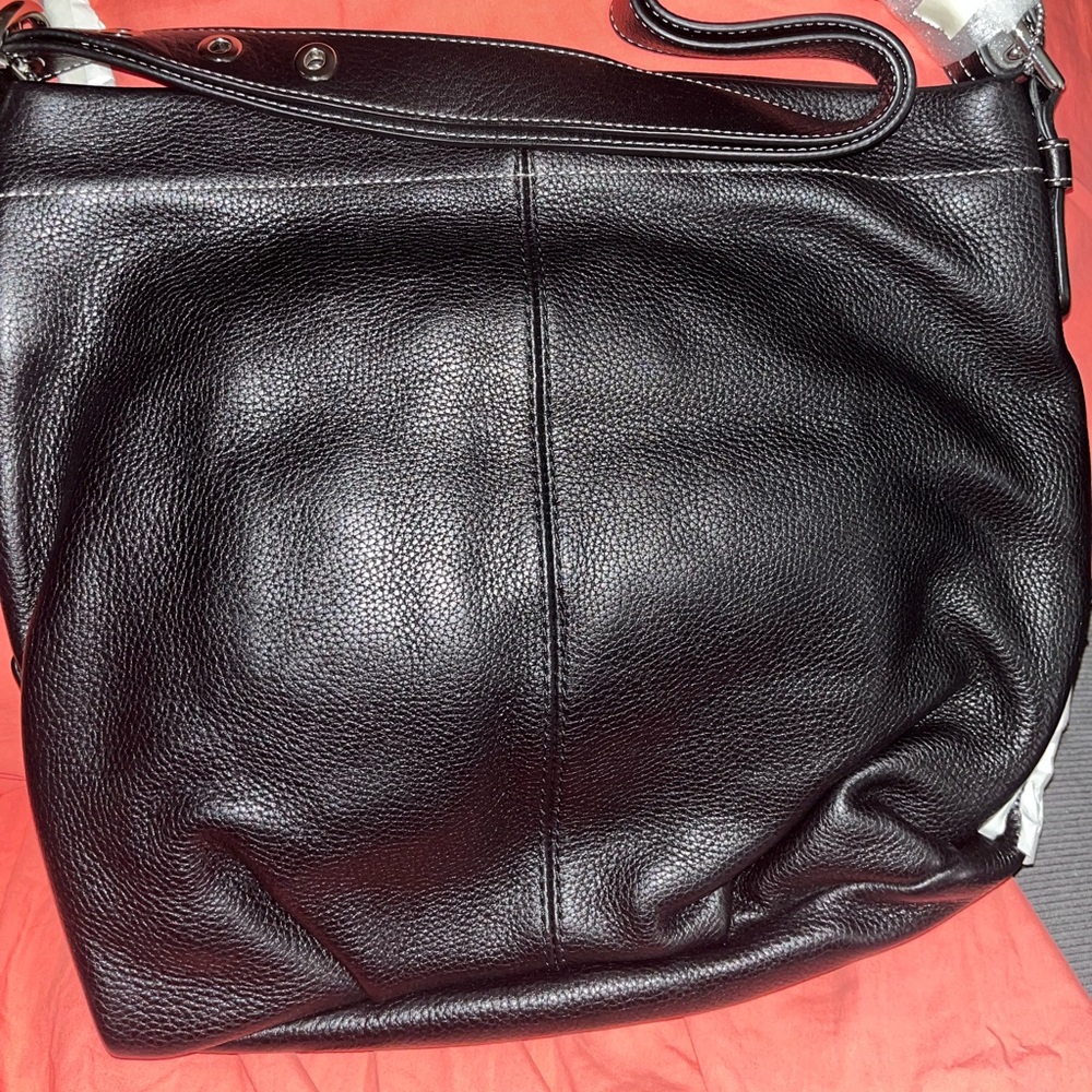 BNWT COACH DUFFLE BAG